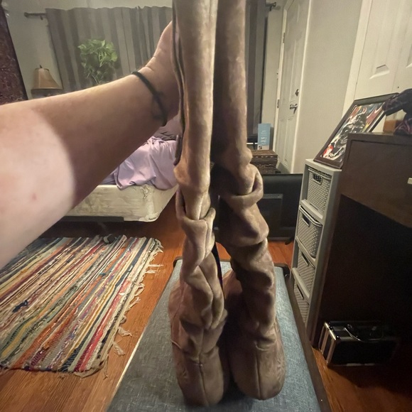 🚨. 🌼UGG Perforated Slouchy Suede Boots.🌼 - Picture 2 of 6